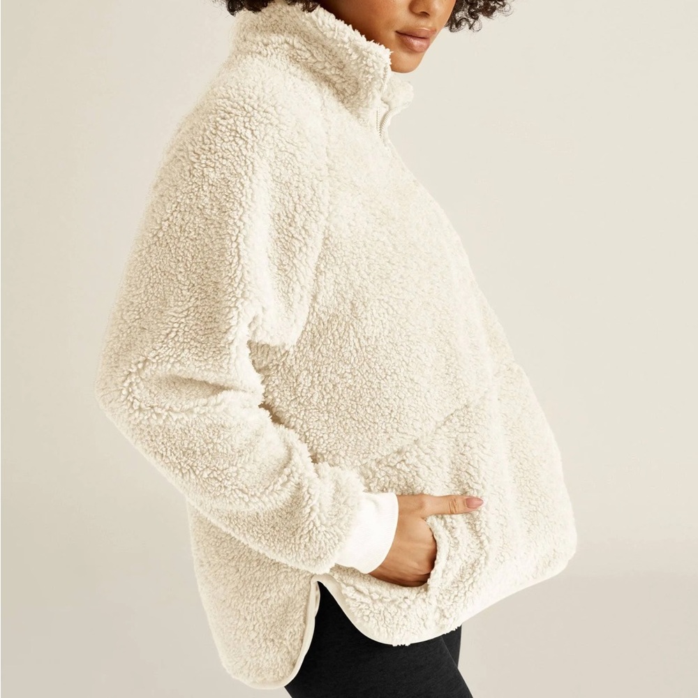 Beyond Yoga Pullover